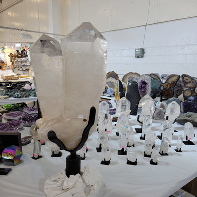 quartz points on table